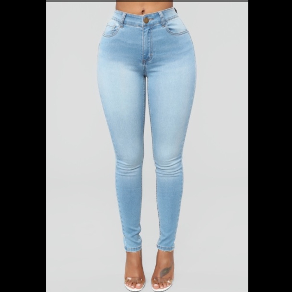 ❌🚫SOLD🚫❌Alexa High Rise Skinny Jeans